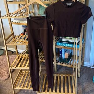 Set active luxform leggings and baby tee in espresso